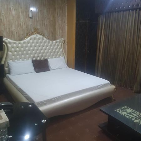 Town Guest House Toba Tek Singh المظهر الخارجي الصورة