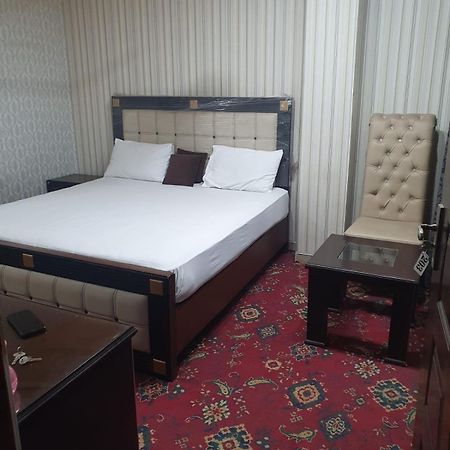 Town Guest House Toba Tek Singh المظهر الخارجي الصورة