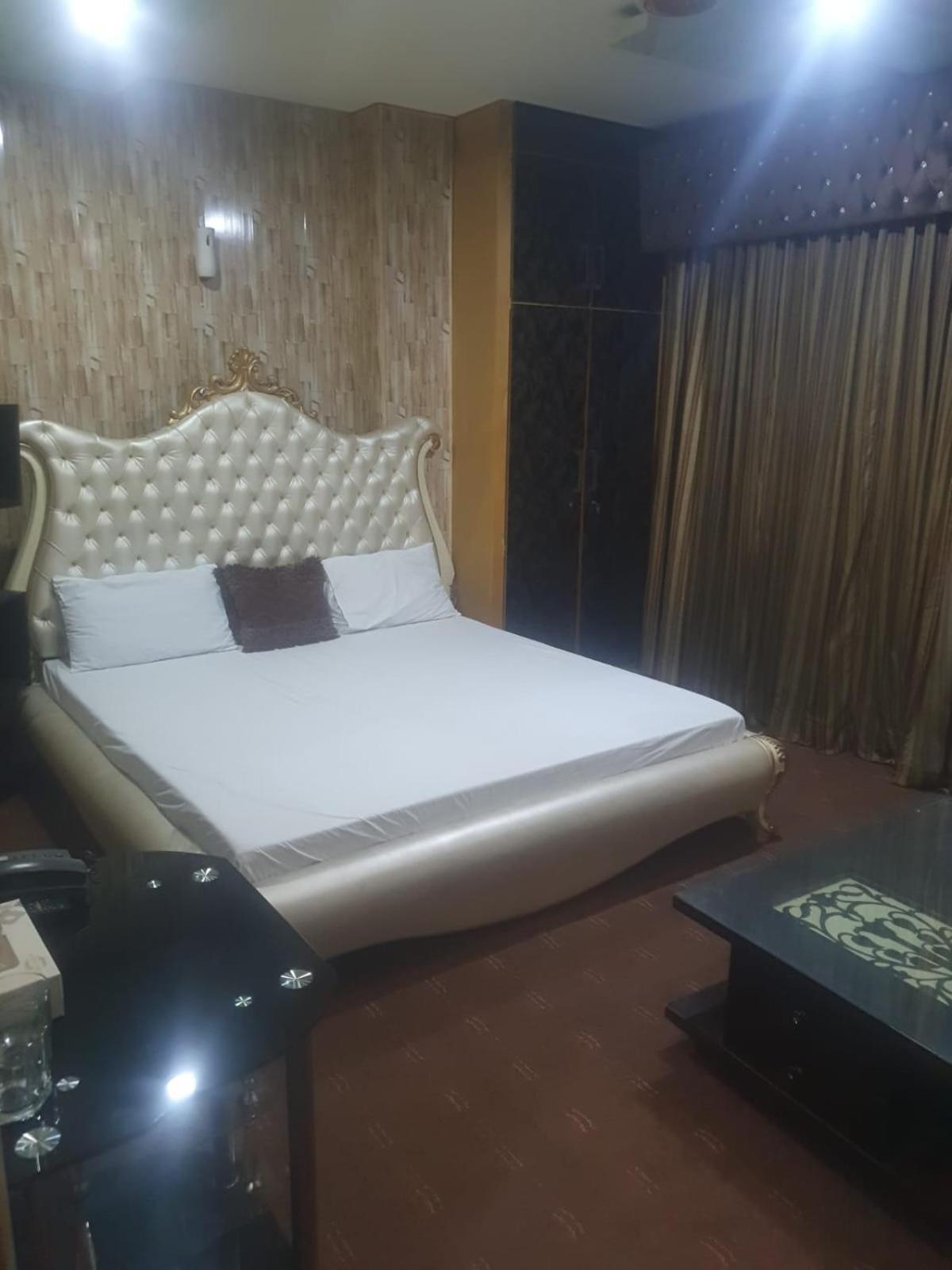 Town Guest House Toba Tek Singh المظهر الخارجي الصورة